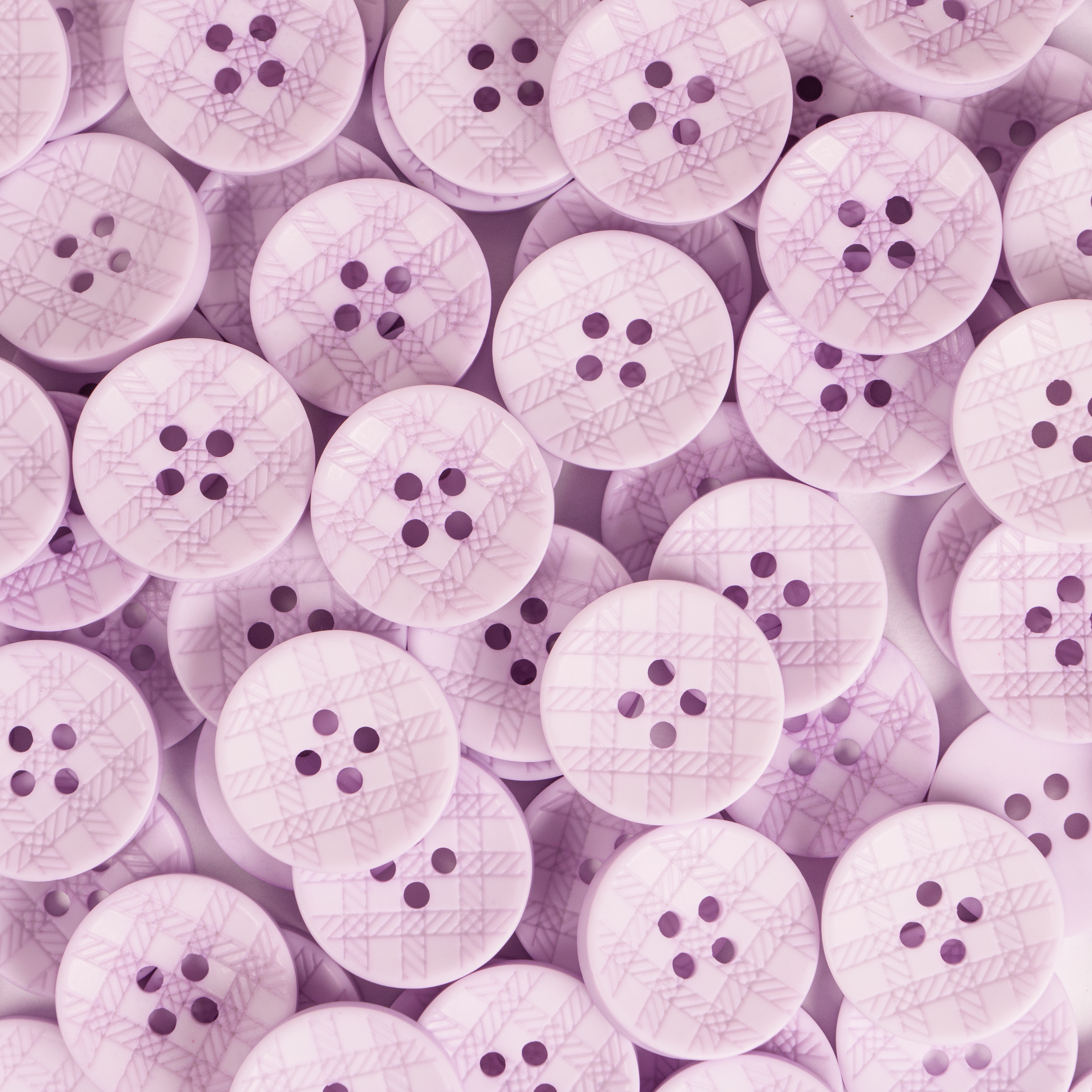 20MM 4 HOLE CHECK 50PCS Lilac