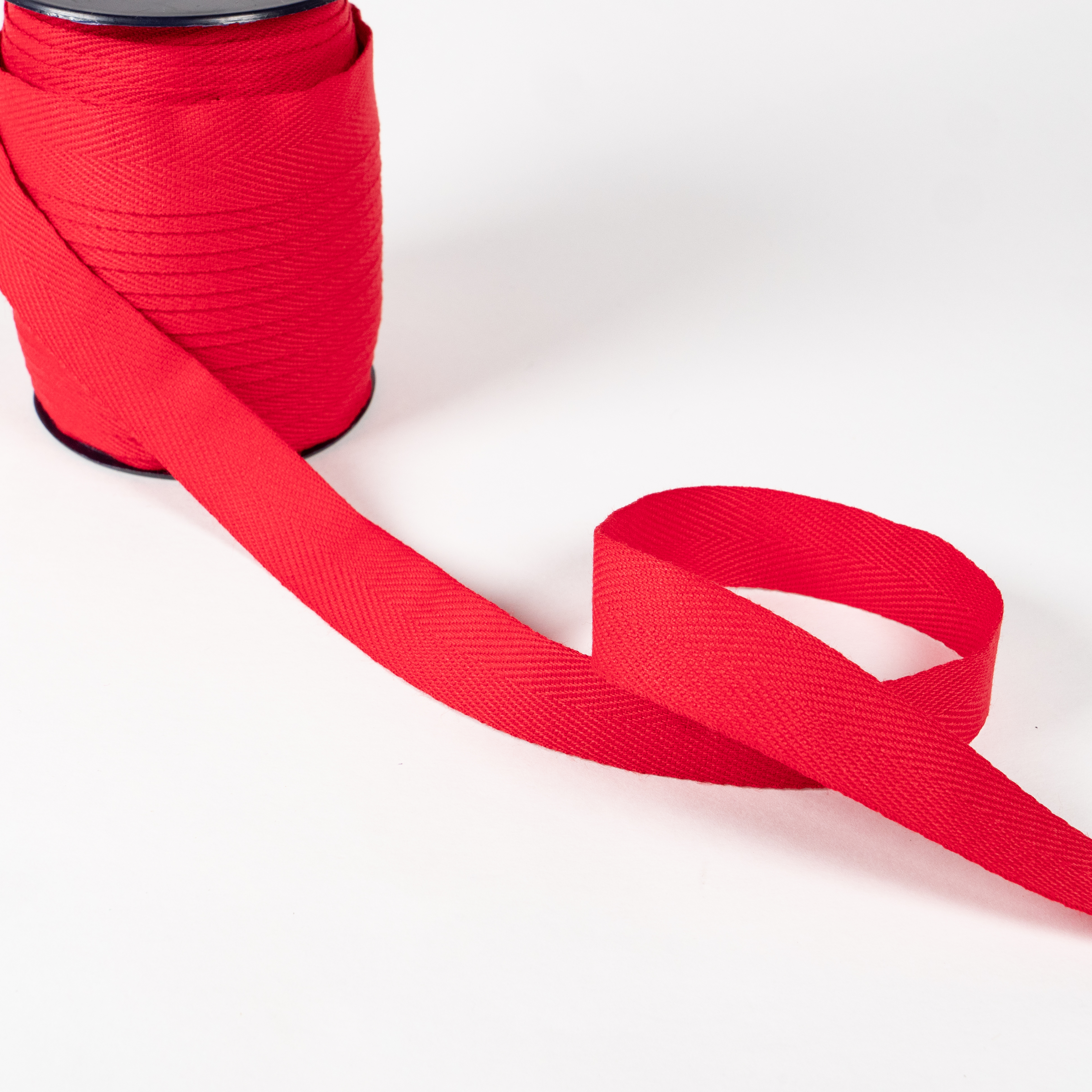 20MM TWILL TAPE 25M RED 9